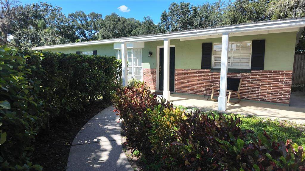 15402 Lake Magdalene Boulevard - Photo 1