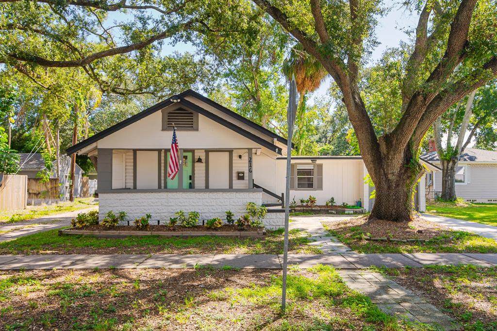 216 29TH Street - Photo 1