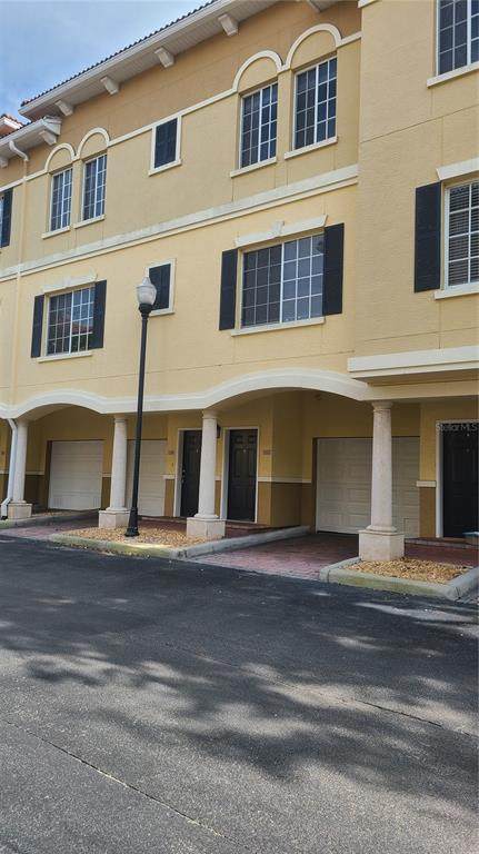 5220 Hampton Beach Place - Photo 1