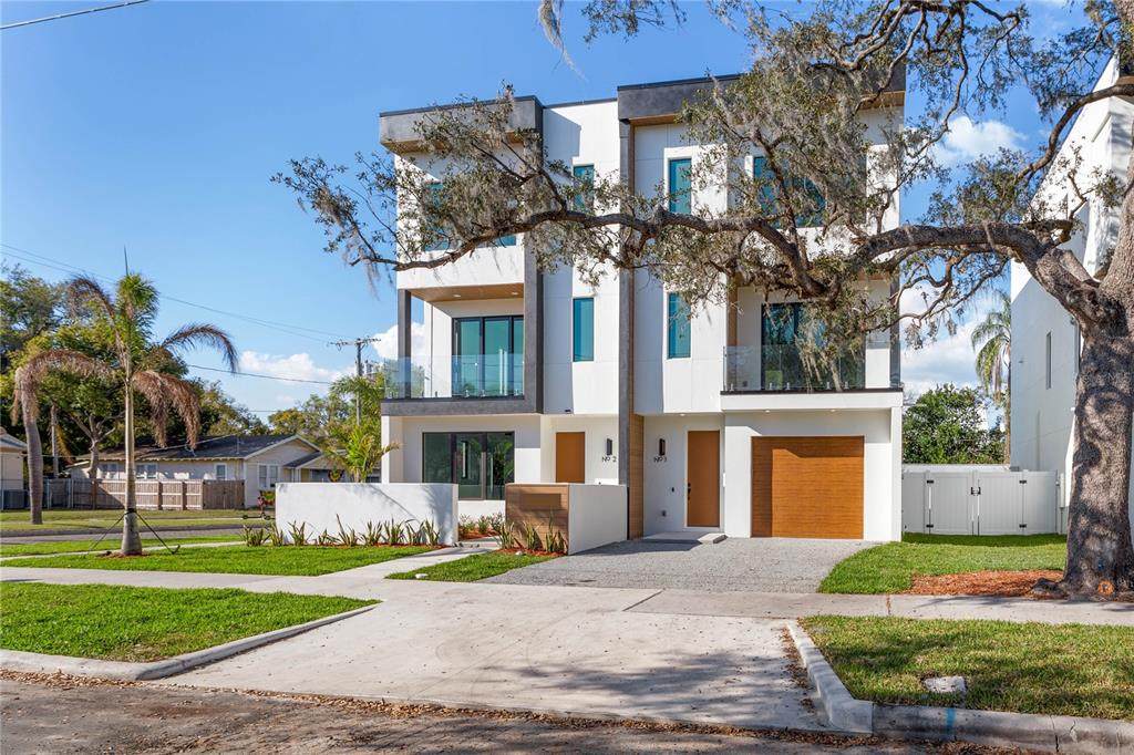 117 Gladys Street - Photo 1