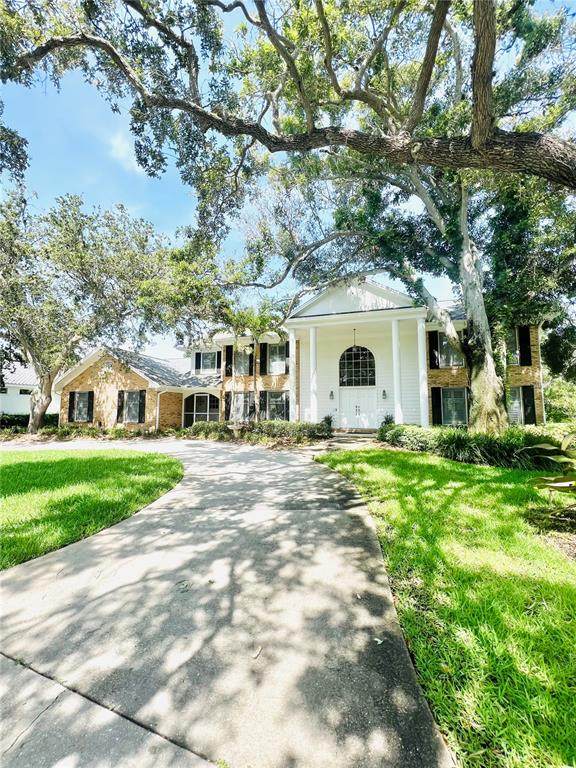 7315 Hunt Club Lane - Photo 1