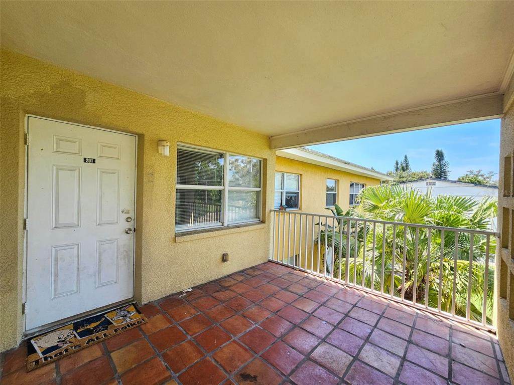 1355 Drew Street - Photo 1