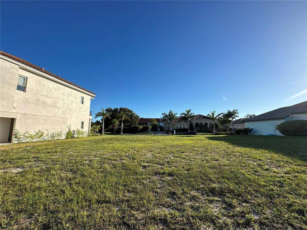 1331 Jumana Loop - Photo 1