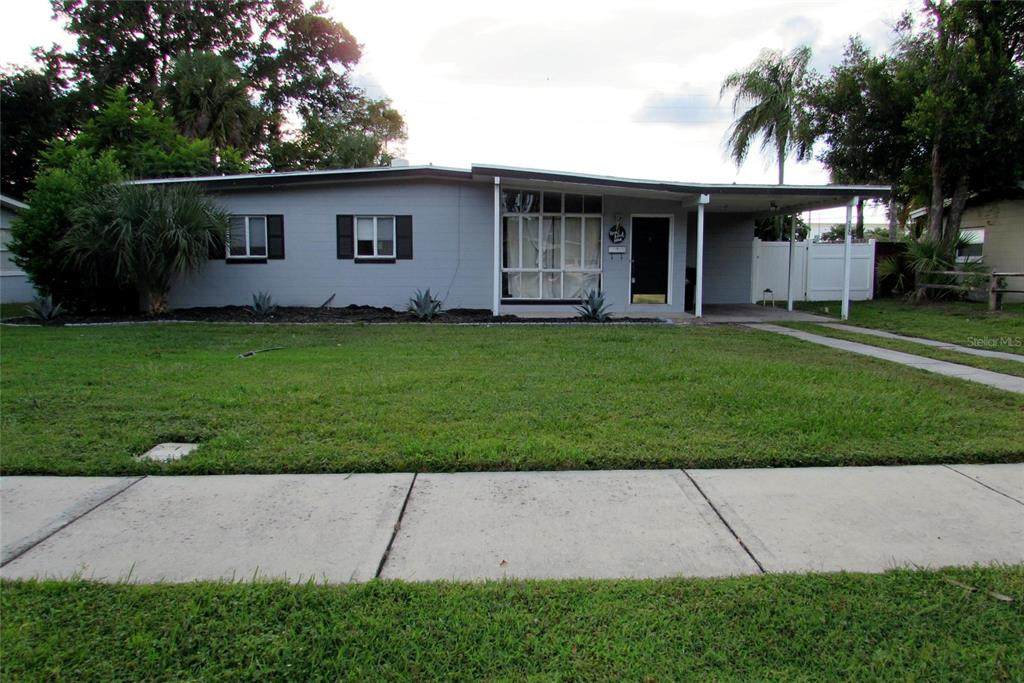 550 Hartley Place - Photo 1