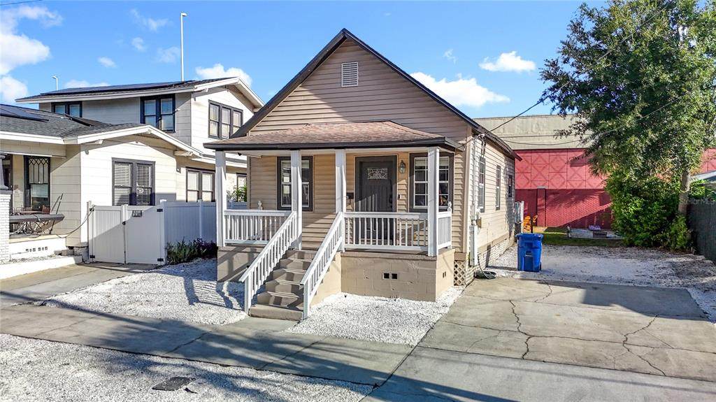 2329 La Salle Street - Photo 1