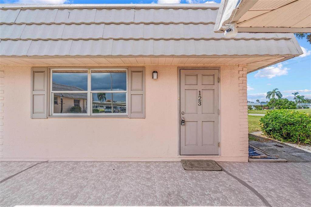 201 Bedford Trail - Photo 1