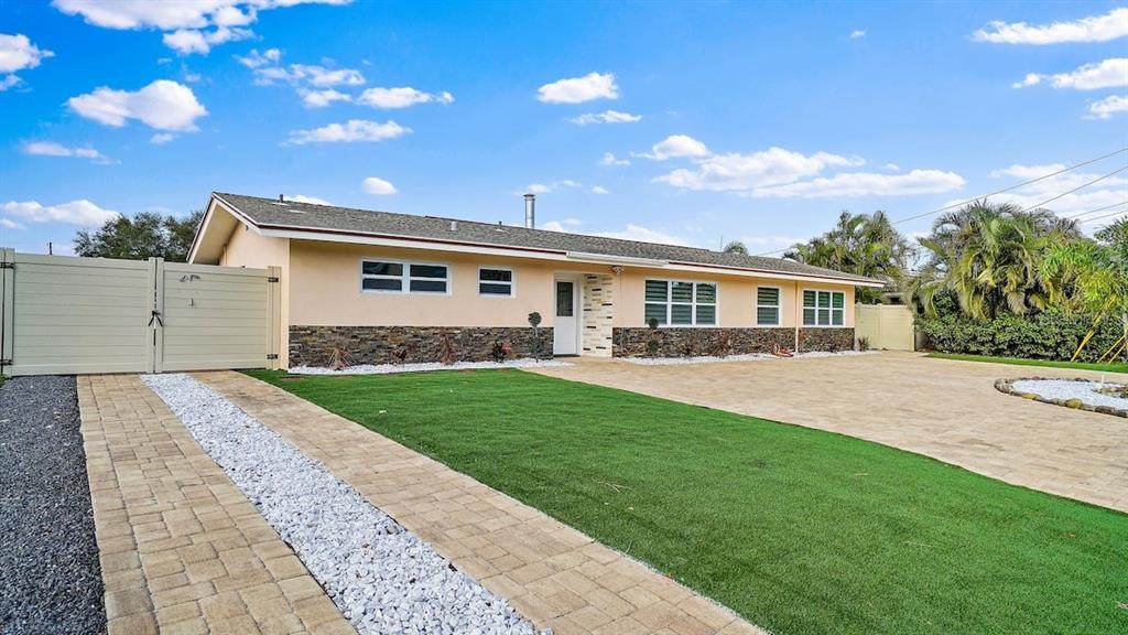 245 78TH Avenue - Photo 1