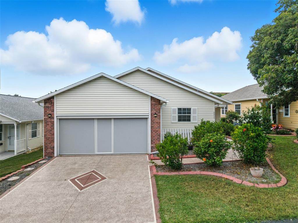 5909 Yorkshire Drive - Photo 1