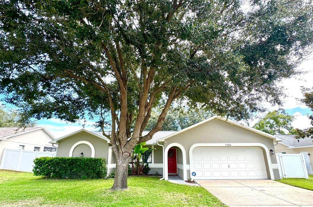 7306 Skyview Avenue - Photo 1