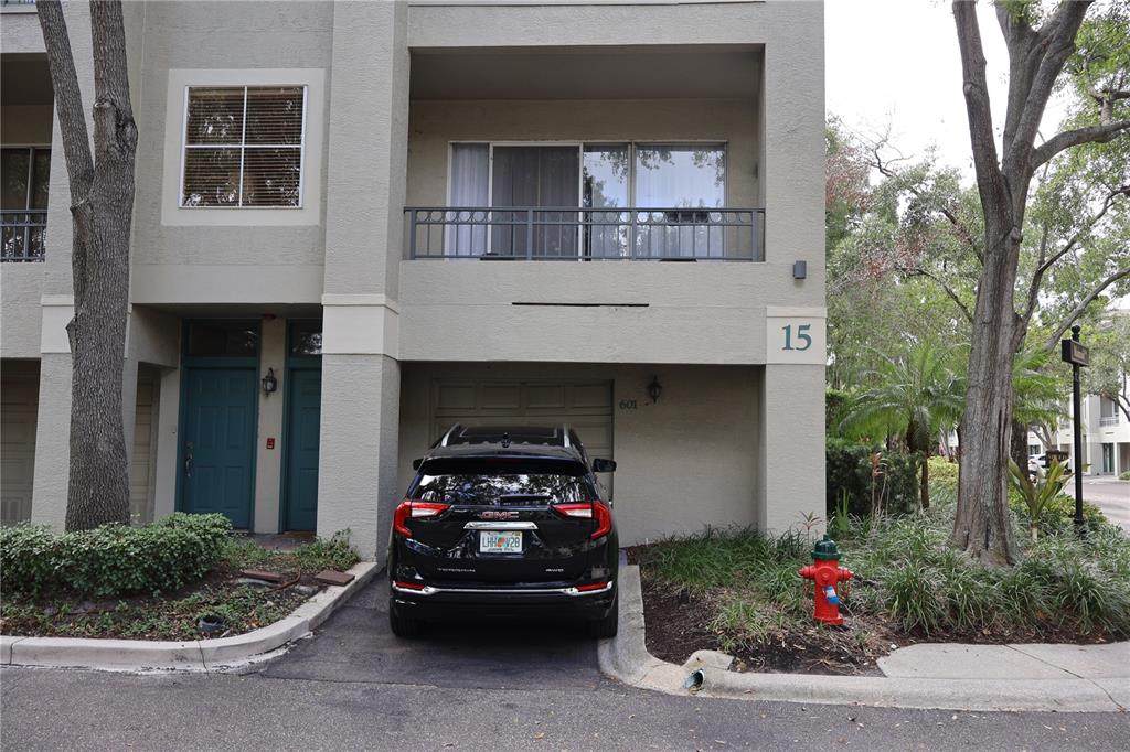 601 Island Place Way - Photo 1