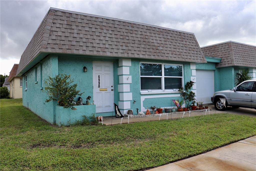 6990 Versailles - Photo 1