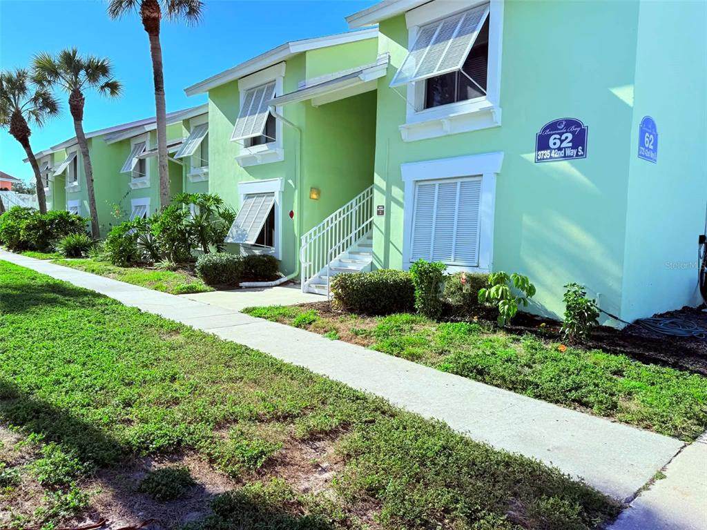3735 42ND Way - Photo 1