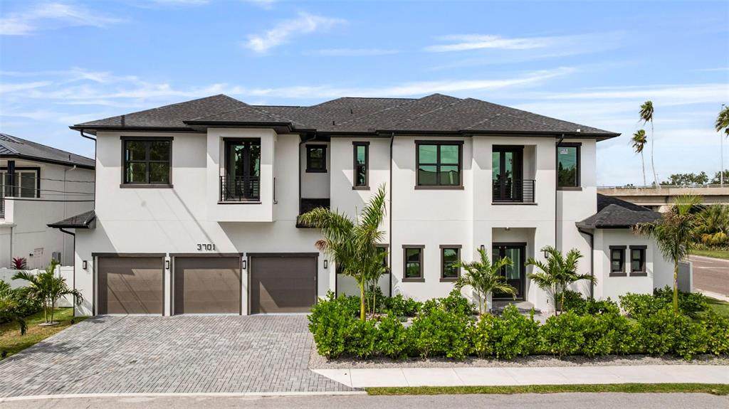 3701 Lynwood Avenue - Photo 1