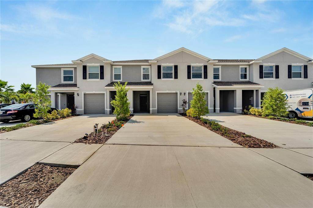 17641 Crescent Moon Loop - Photo 1