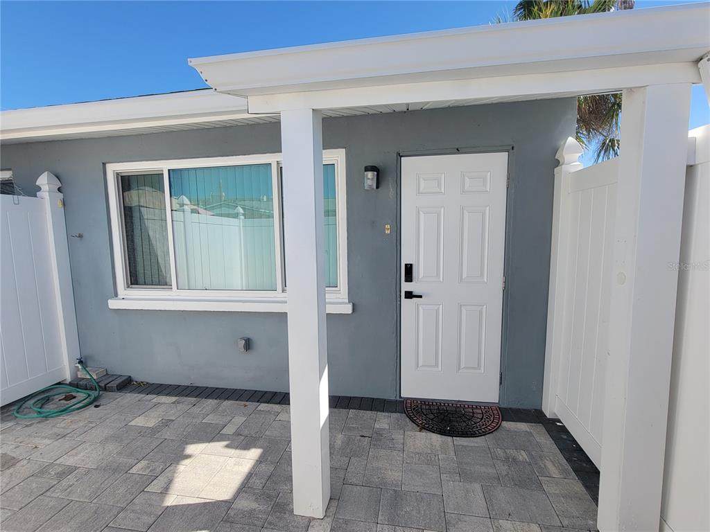 605 69TH Avenue - Photo 1