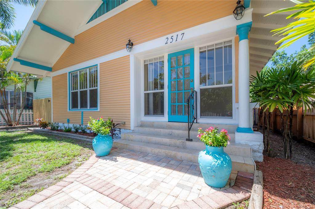 2517 Oakdale St S - Photo 1