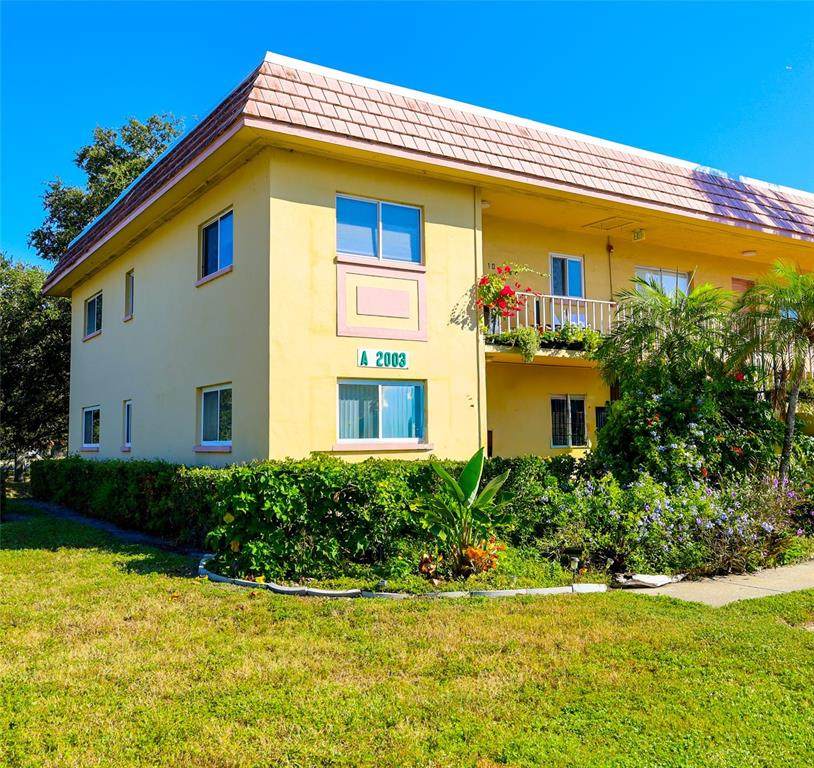 2003 Greenbriar Boulevard - Photo 1