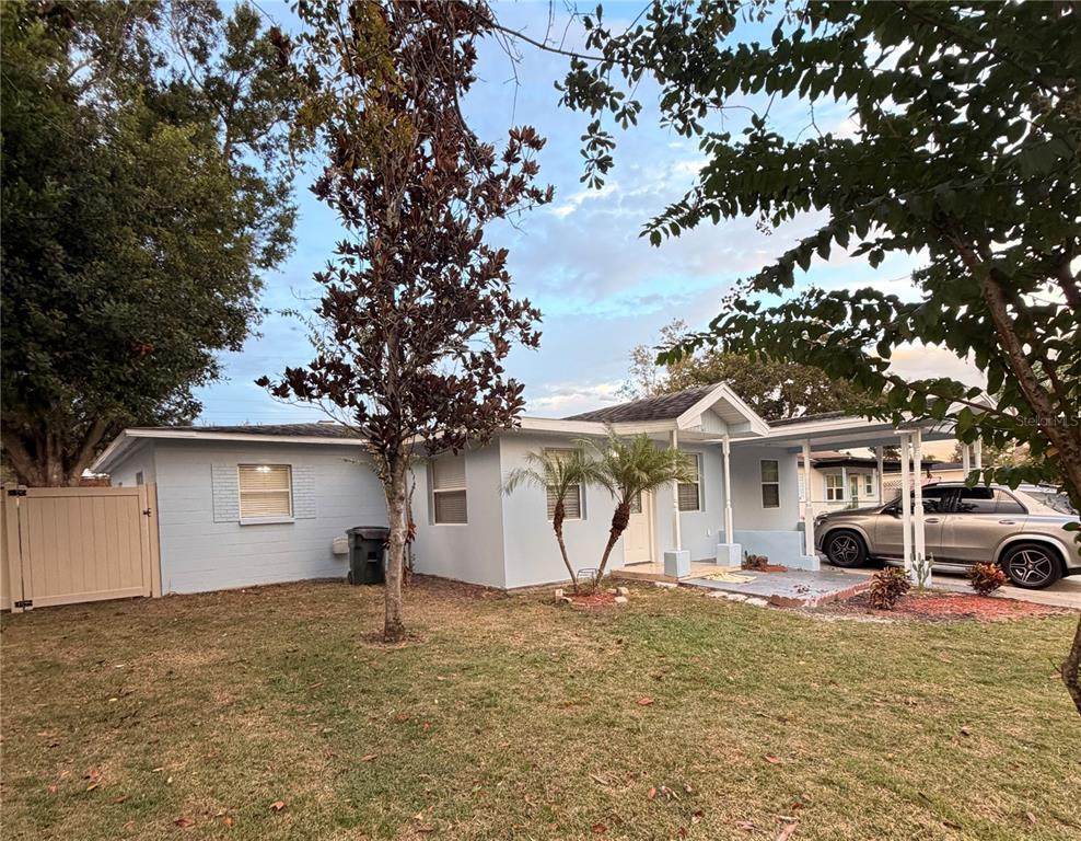 1720 Park Drive - Photo 1