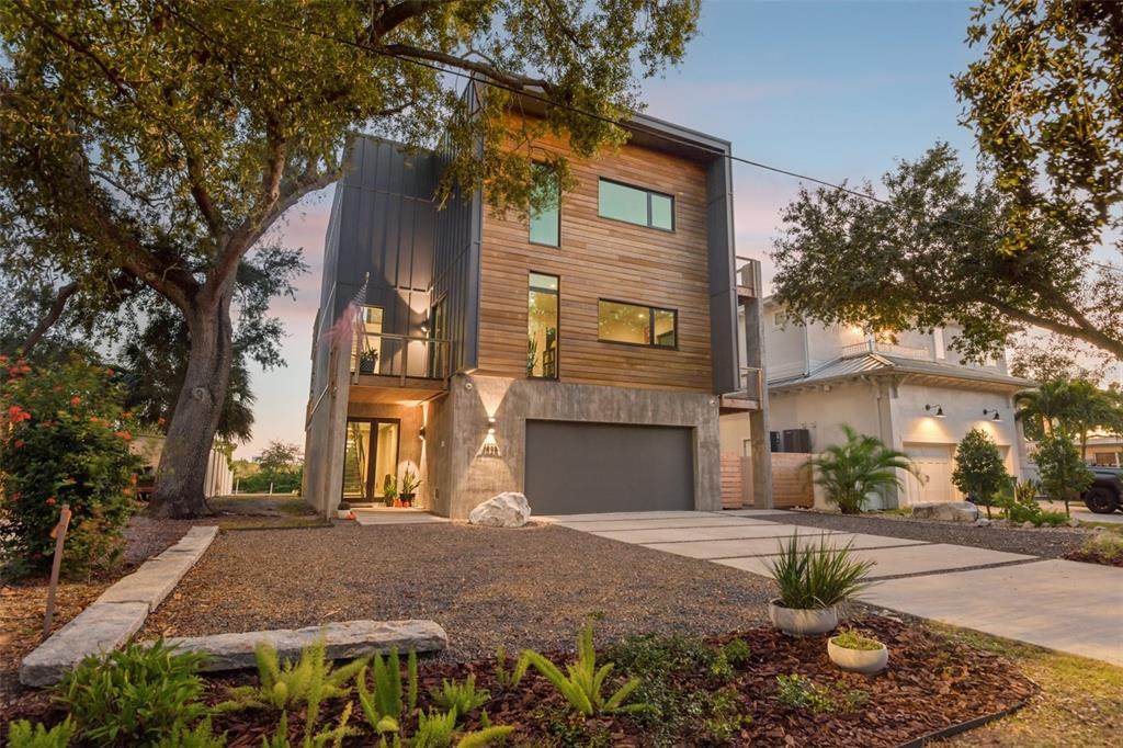 4828 Flamingo Road - Photo 1