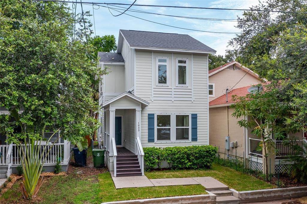 1933 Chestnut Street - Photo 1