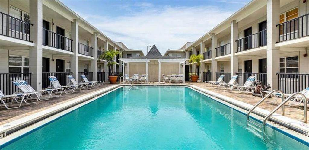 5221 Bayshore Boulevard - Photo 1