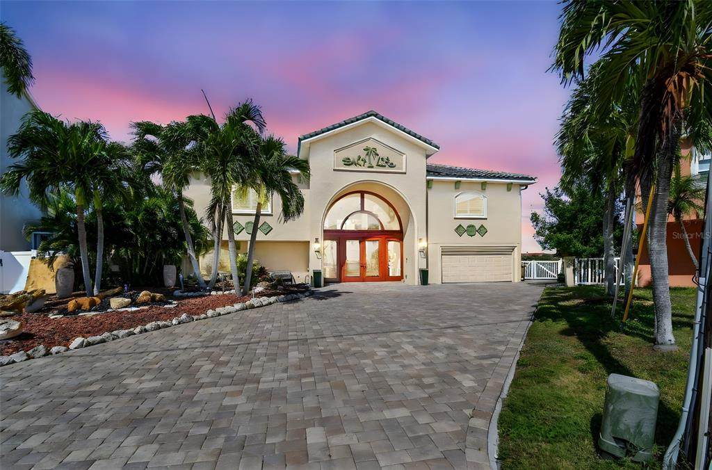 582 Johns Pass Avenue - Photo 1