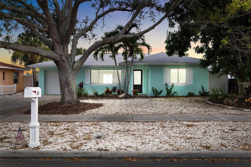 280 41ST Avenue - Photo 1