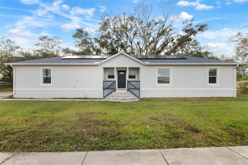 902 Alsobrook Street - Photo 1