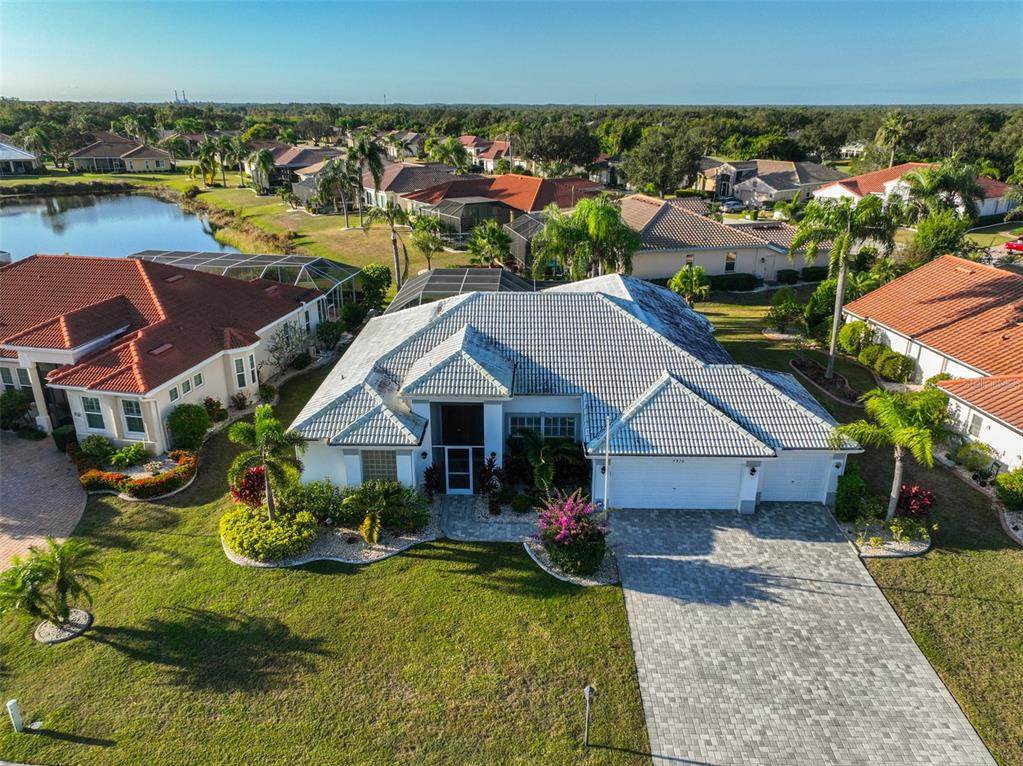 2320 Platinum Drive - Photo 1