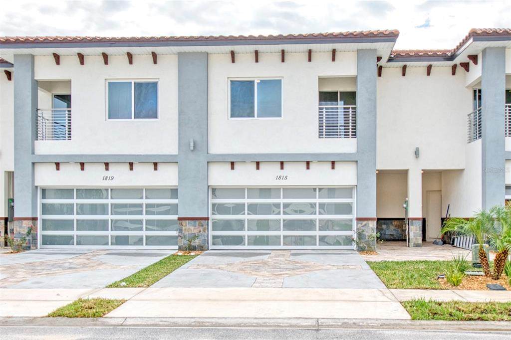 1815 Brentwood Court - Photo 1