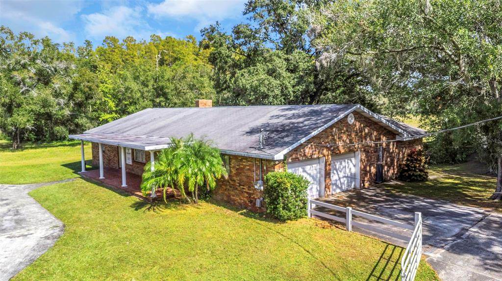 17515 Lakeshore Road - Photo 1