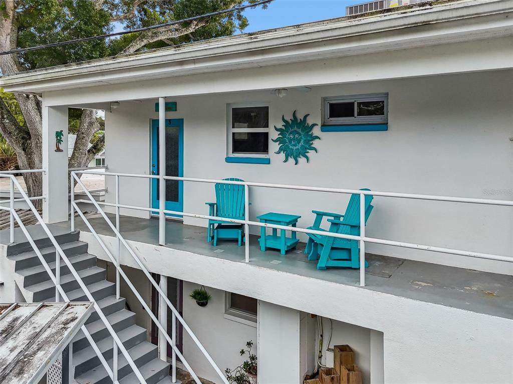 346 Pennsylvania Avenue - Photo 1