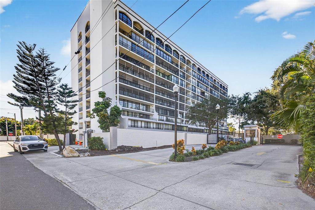 3211 Swann Avenue - Photo 1