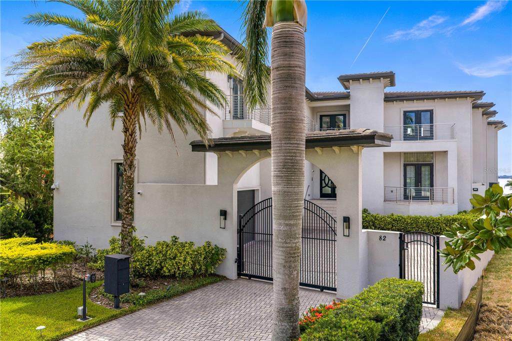 82 Martinique Avenue - Photo 1