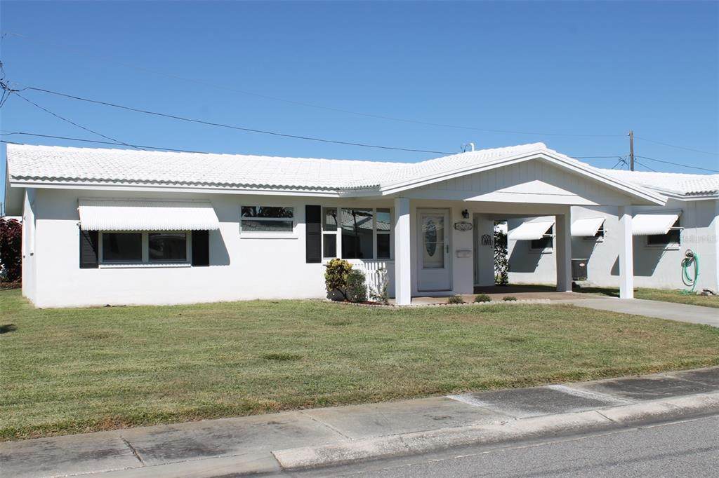 4251 100TH Avenue - Photo 1