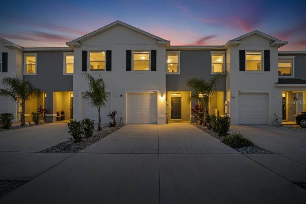 5055 Captain Davis Drive - Photo 1