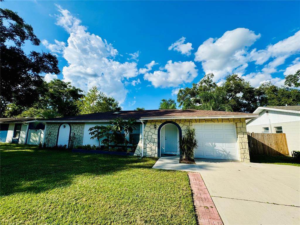 2208 Valleybrook Ave - Photo 1