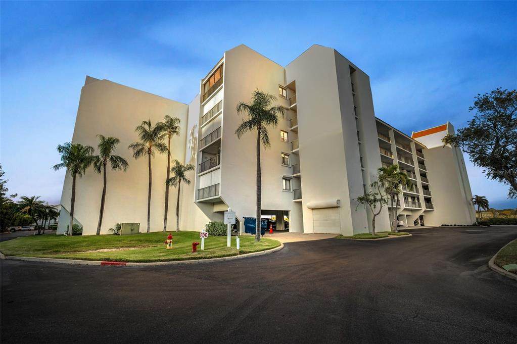 19111 Vista Bay Drive - Photo 1