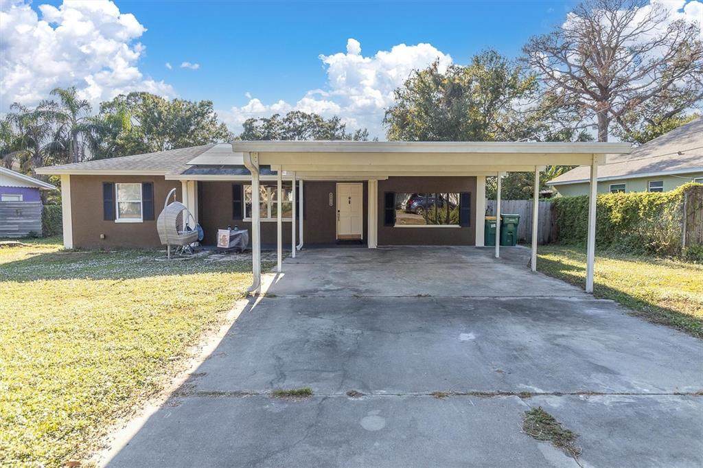 1797 Rainbow Boulevard - Photo 1