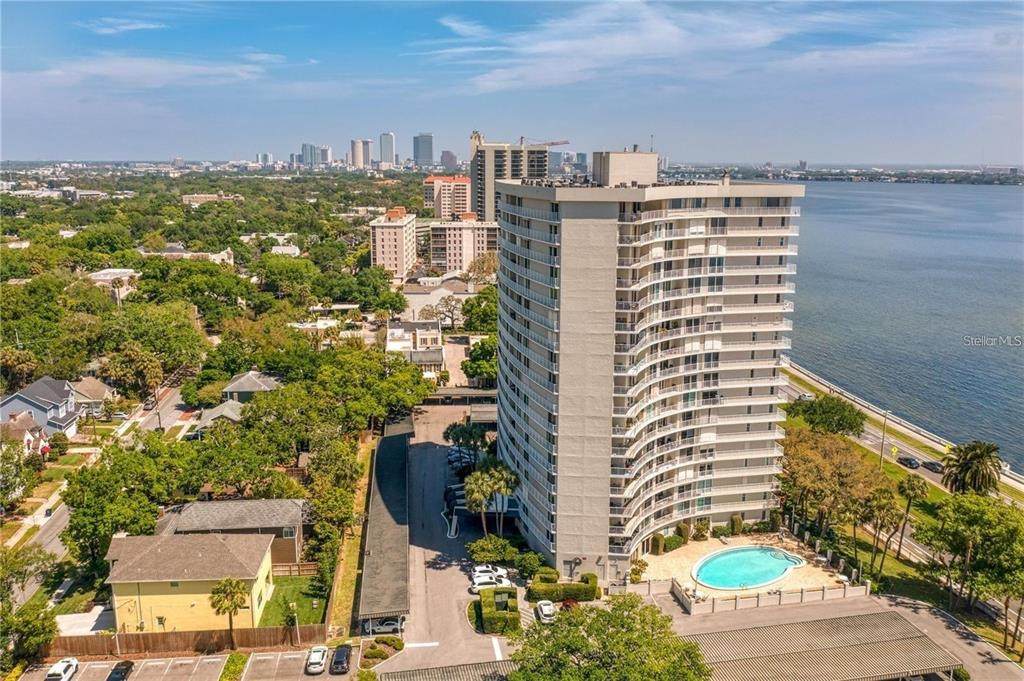2611 Bayshore Blvd - Photo 1