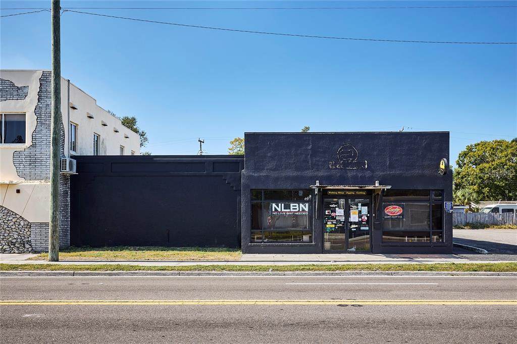 1834 Tamiami Trail - Photo 1