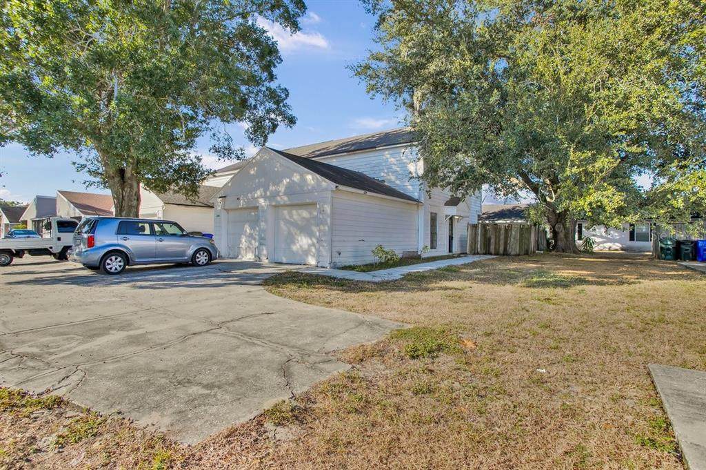 1817 Crystal Grove Drive - Photo 1