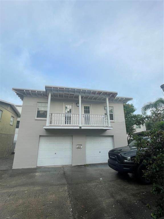 727 1/2 Edgewater Drive - Photo 1
