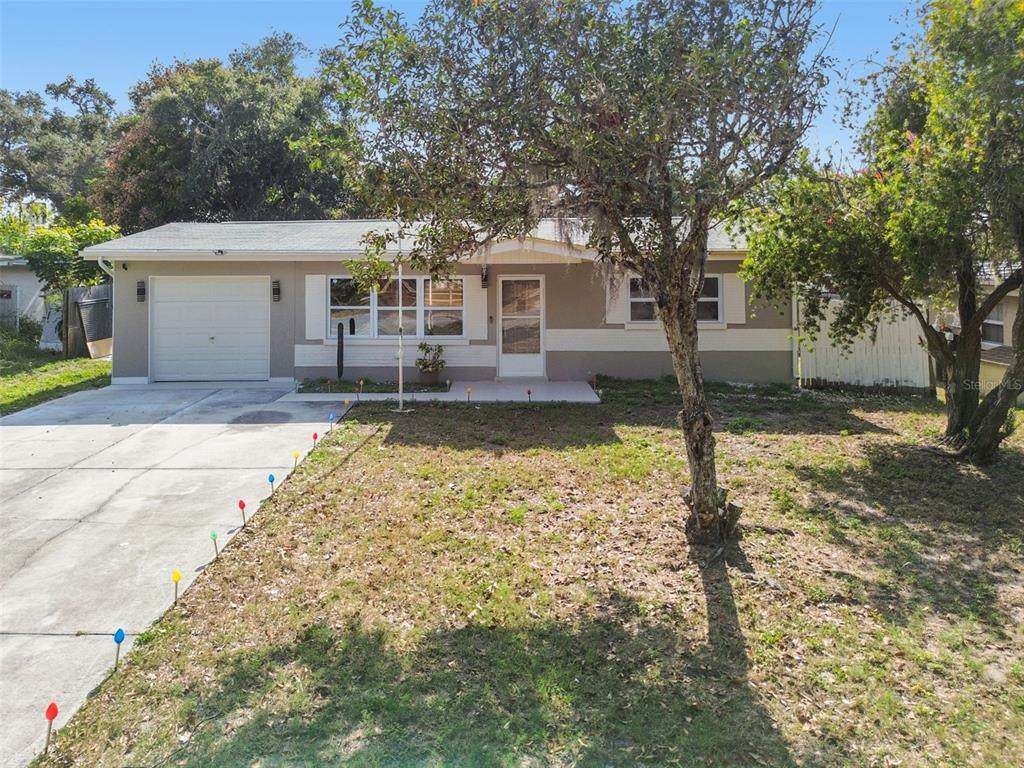 4706 Catherine Street - Photo 1