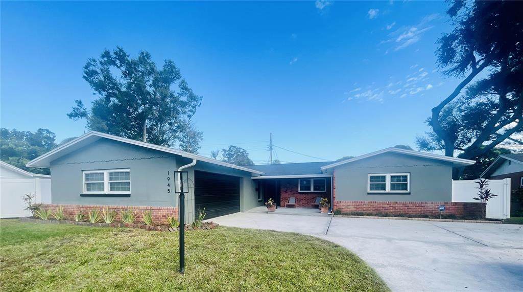 1945 68TH Avenue - Photo 1