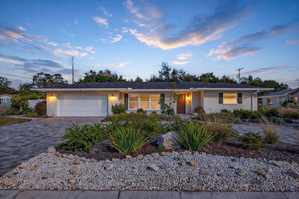 1800 Magnolia Drive - Photo 1