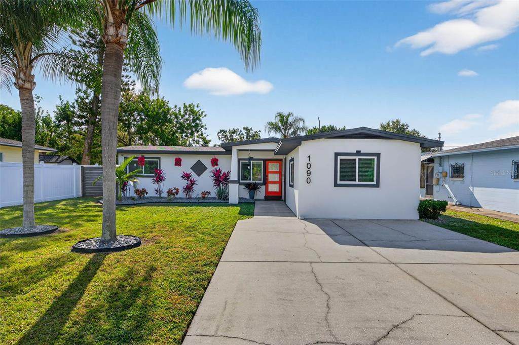 1090 77TH Avenue - Photo 1