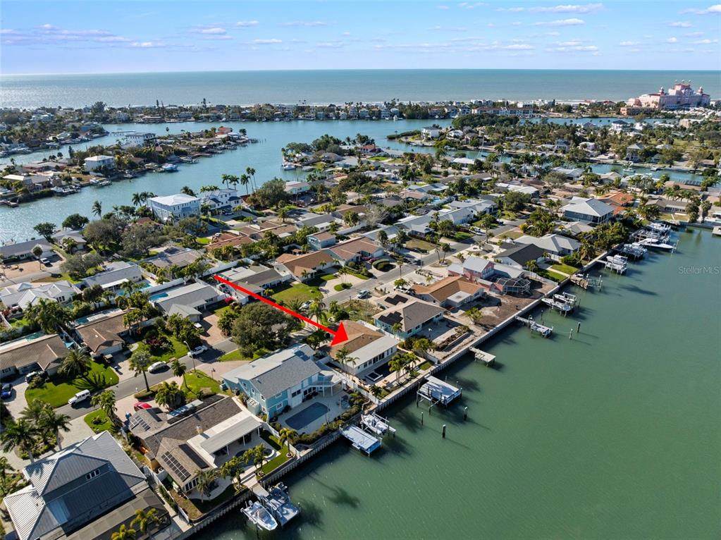 280 Julia Circle - Photo 1