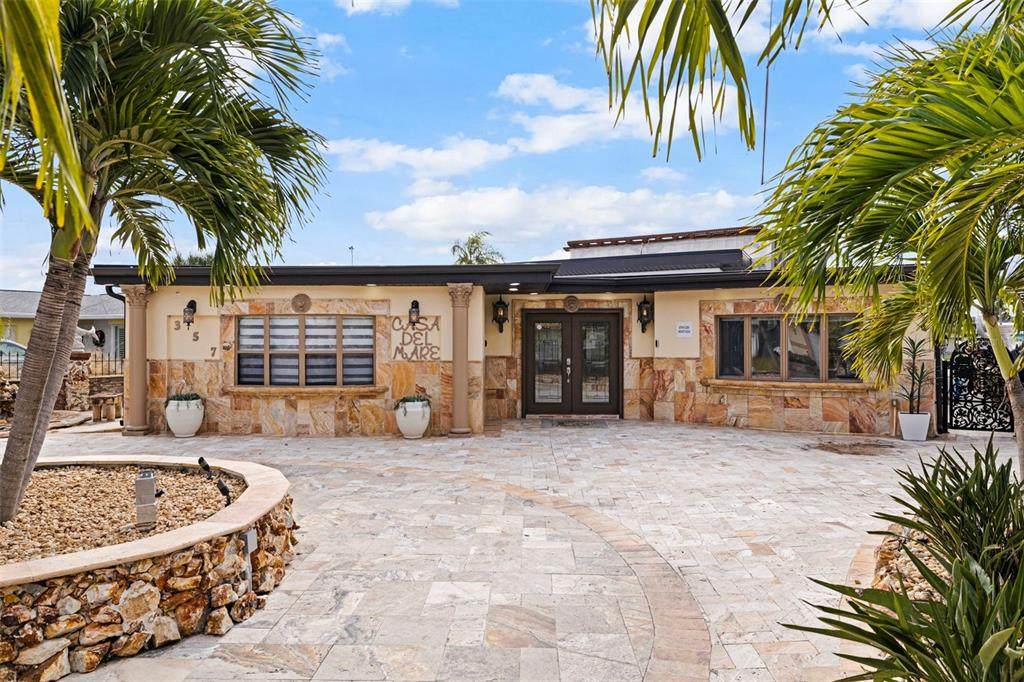 357 La Hacienda Drive - Photo 1