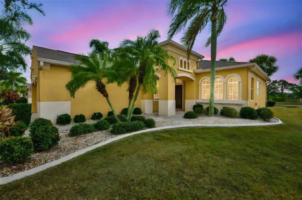 840 King Leon Way - Photo 1